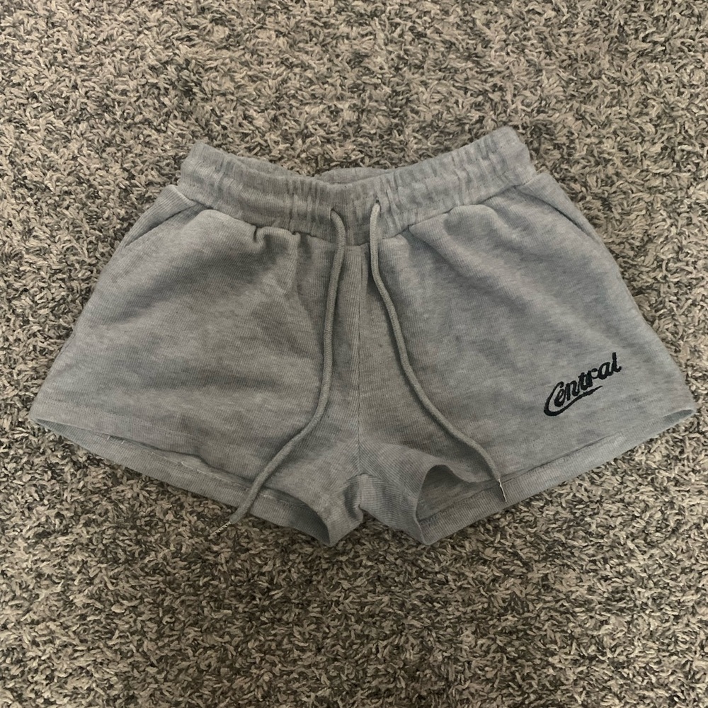 Grey Sweatshorts